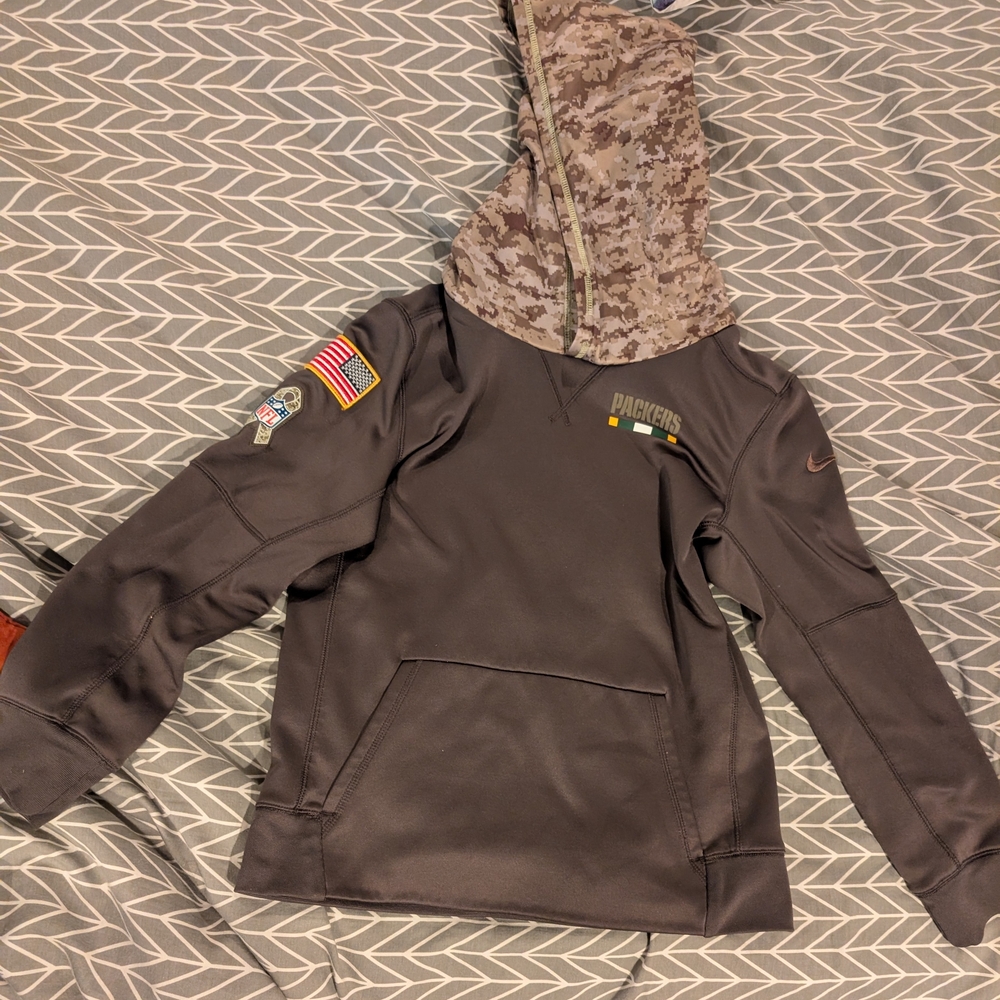 Nike Green Bay Packers Salute To Service Camouflage Hoodie Youth Medium